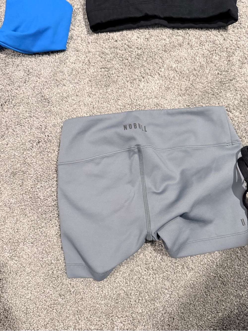 NOBULL Women's Light Gray Athletic Bike Shorts